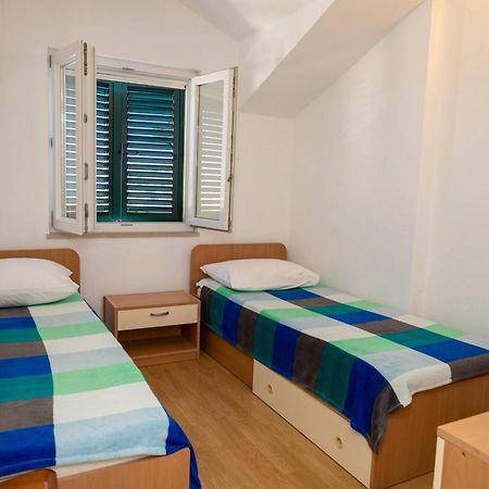 Apartments Jaksic - Zile Супетар Екстериор снимка