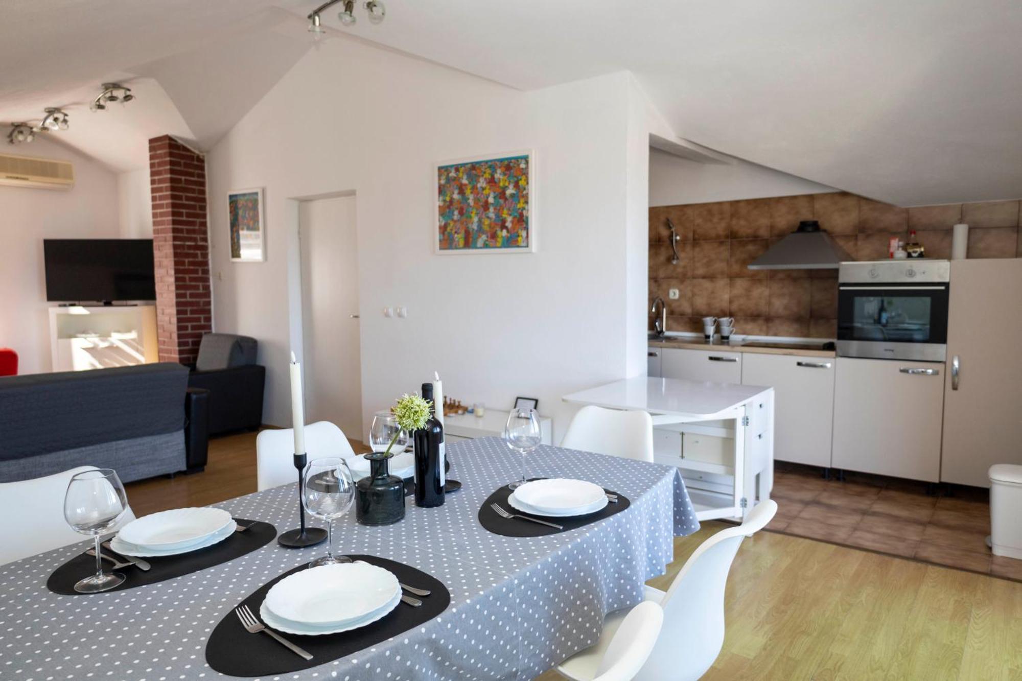 Apartments Jaksic - Zile Супетар Екстериор снимка