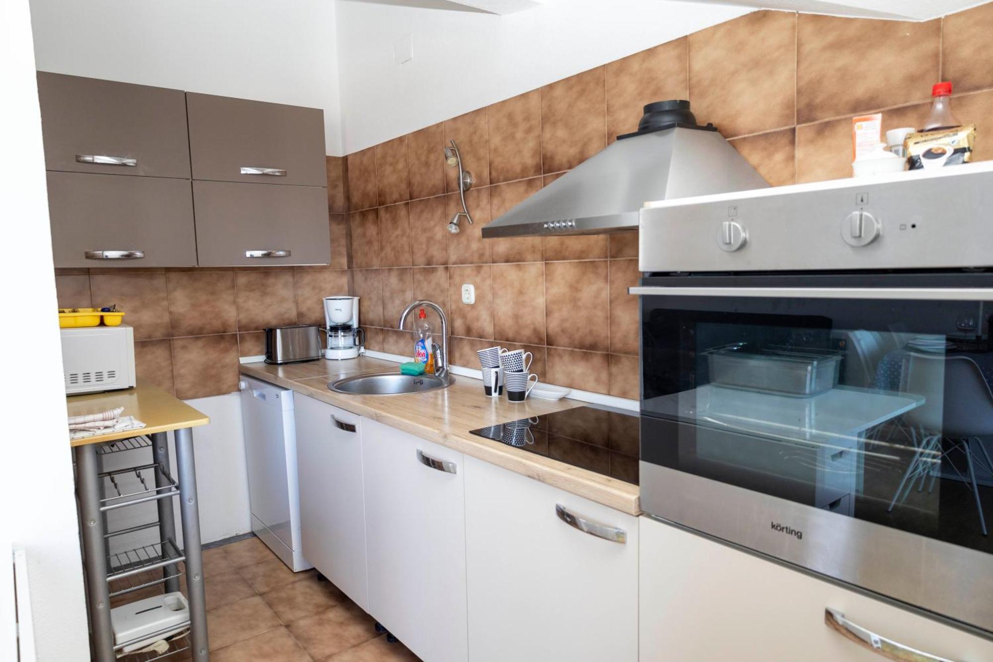Apartments Jaksic - Zile Супетар Екстериор снимка