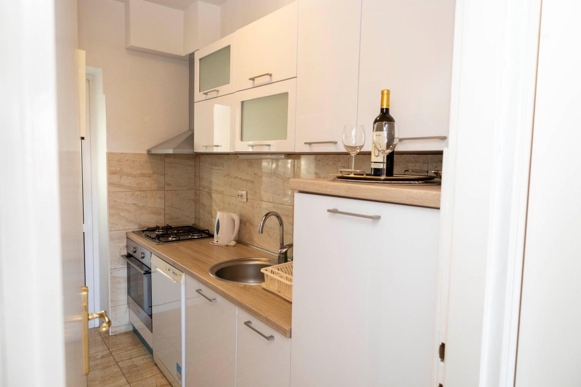 Apartments Jaksic - Zile Супетар Екстериор снимка