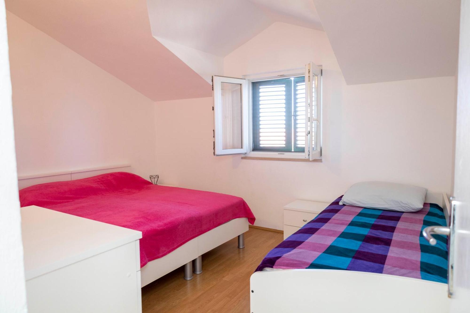 Apartments Jaksic - Zile Супетар Екстериор снимка