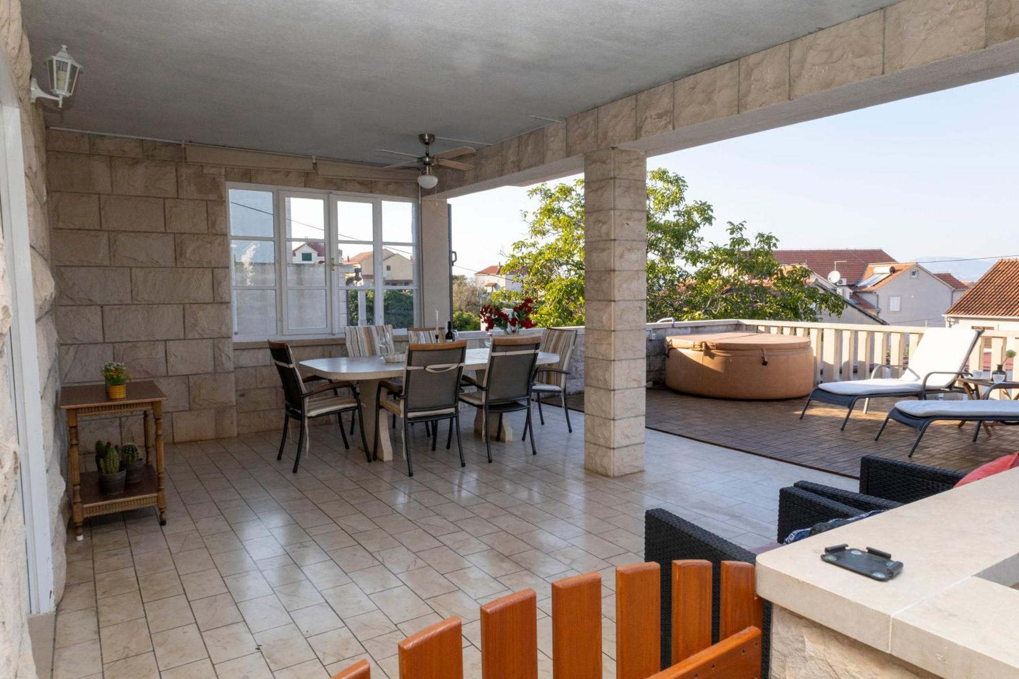 Apartments Jaksic - Zile Супетар Екстериор снимка