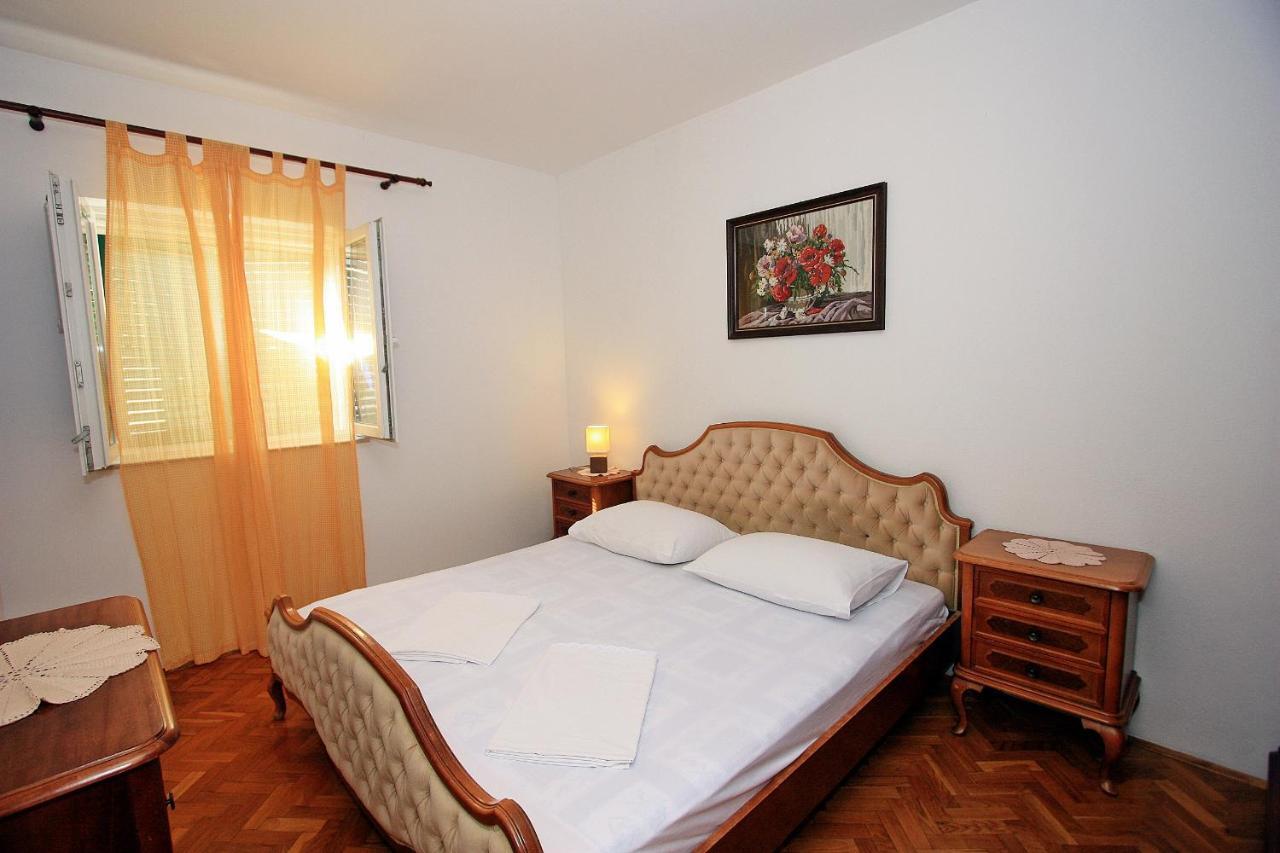 Apartments Jaksic - Zile Супетар Екстериор снимка